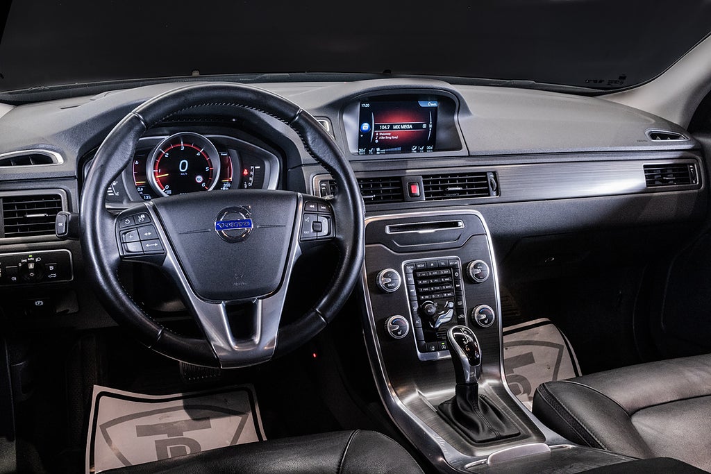 Volvo XC70 2016 - miniatyr 17