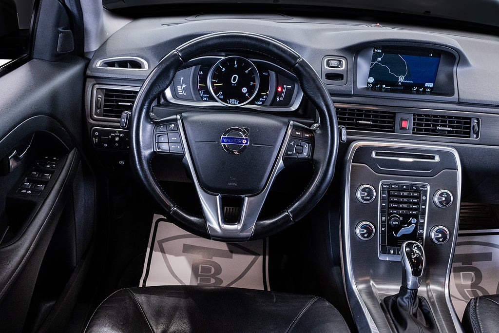Volvo XC70 2016 - miniatyr 16