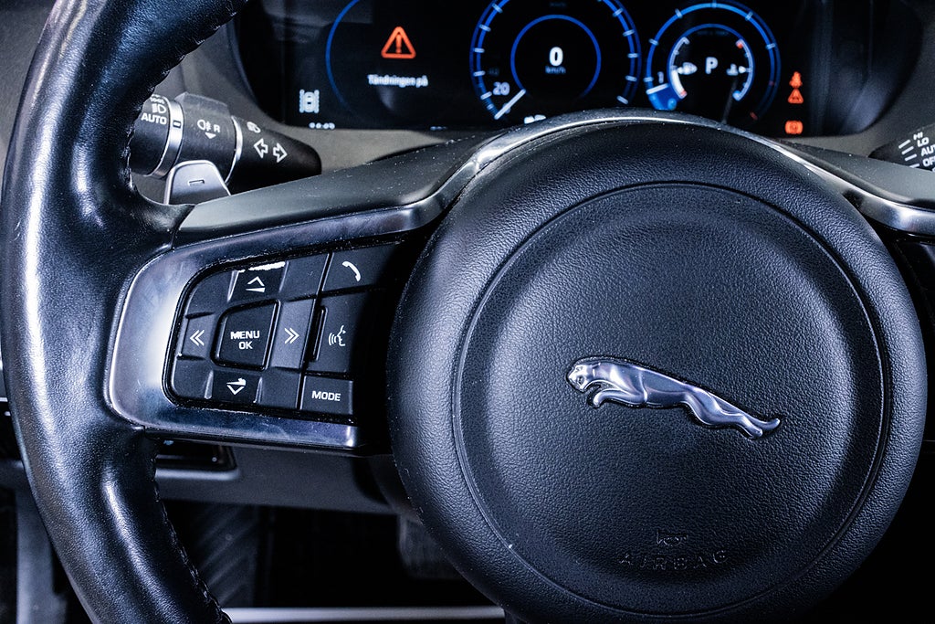 Jaguar XE 2018 - miniatyr 18