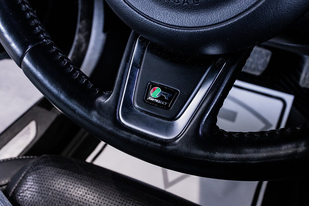 Jaguar XE 2018 - miniatyr 20