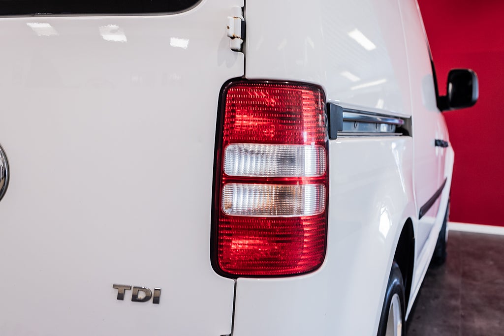 Volkswagen Caddy 2015 - miniatyr 9