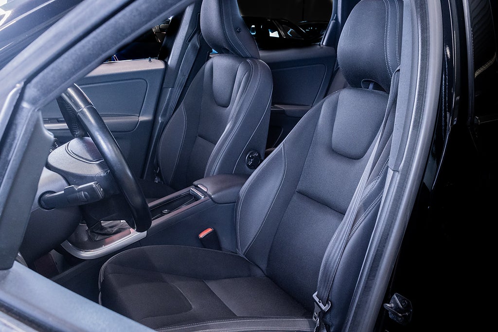 Volvo XC60 2014 - miniatyr 15
