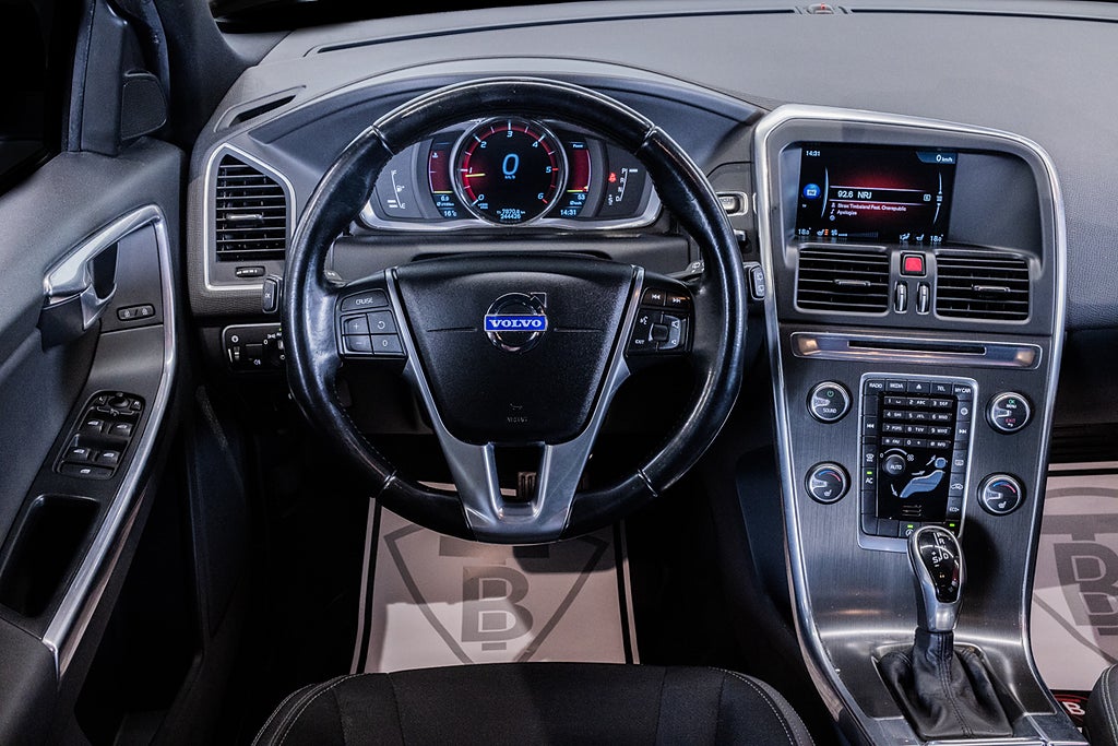 Volvo XC60 2014 - miniatyr 17