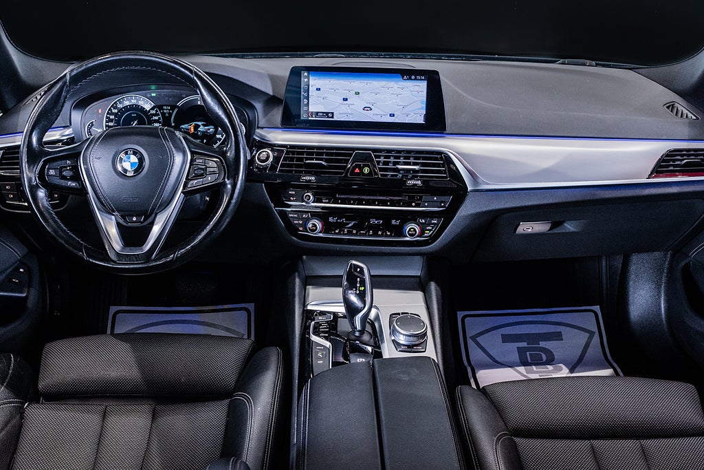 BMW 530e 2019 - miniatyr 15
