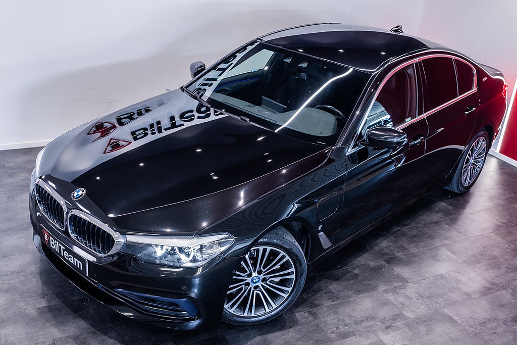 BMW 530e 2019 - miniatyr 4