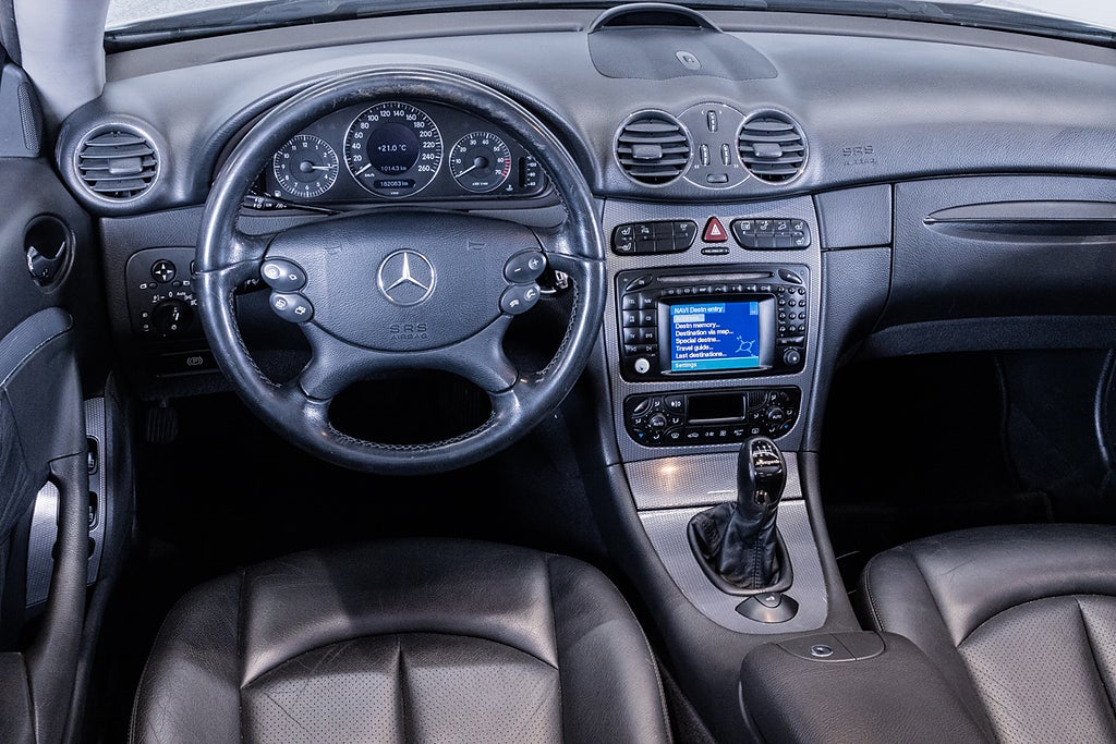 Mercedes-Benz CLK 2004 - miniatyr 14