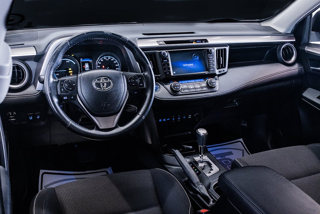 Toyota RAV4 2017 - miniatyr 16