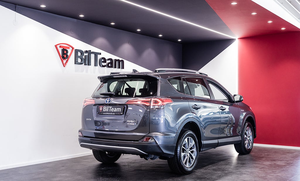 Toyota RAV4 2017 - miniatyr 6