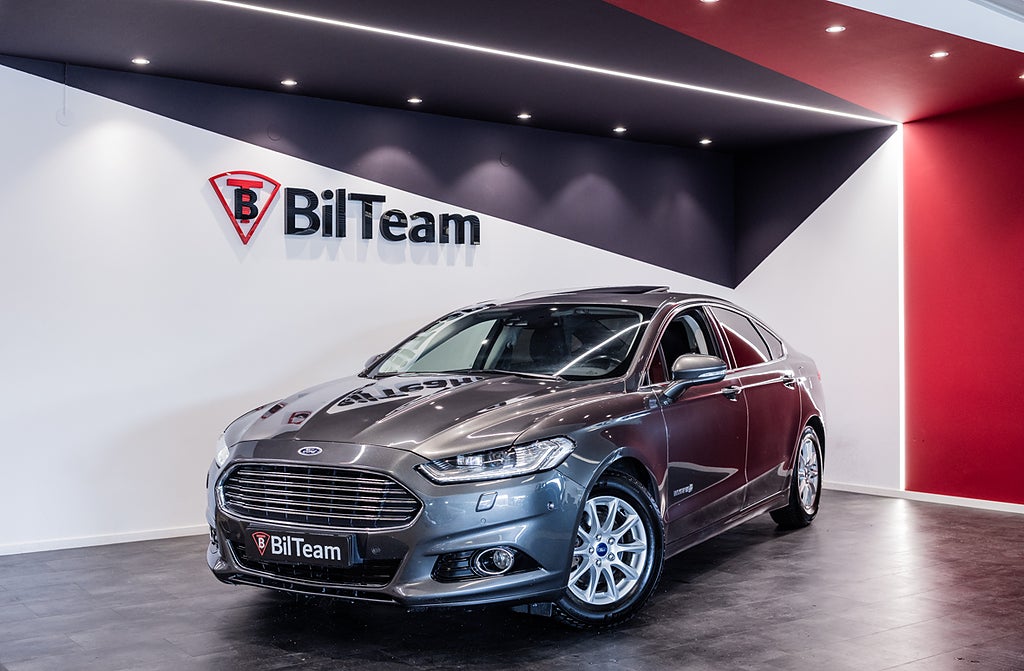 Ford Mondeo 2015 - miniatyr 2