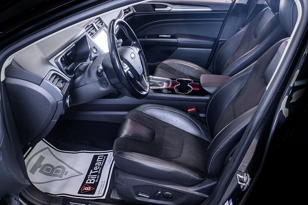 Ford Mondeo 2015 - miniatyr 15