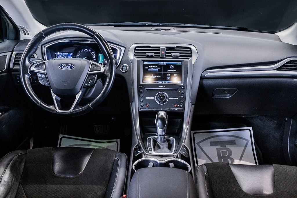 Ford Mondeo 2015 - miniatyr 18