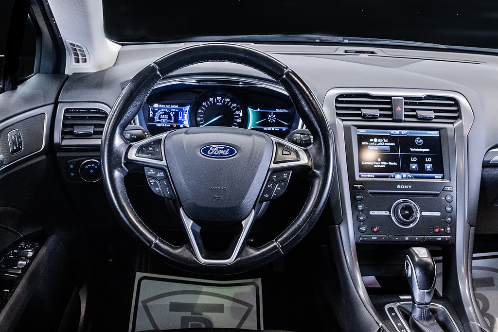 Ford Mondeo 2015 - miniatyr 19