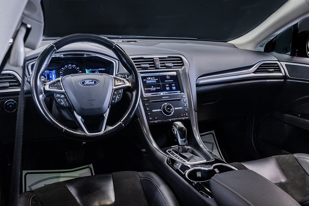 Ford Mondeo 2015 - miniatyr 20