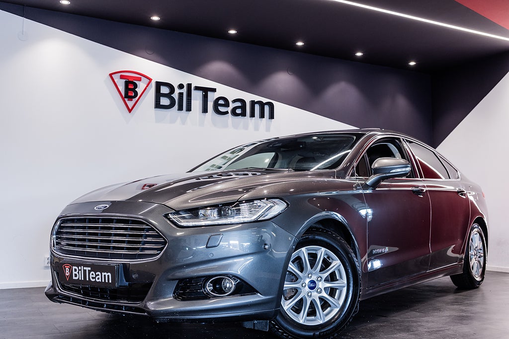 Ford Mondeo 2015 - miniatyr 3