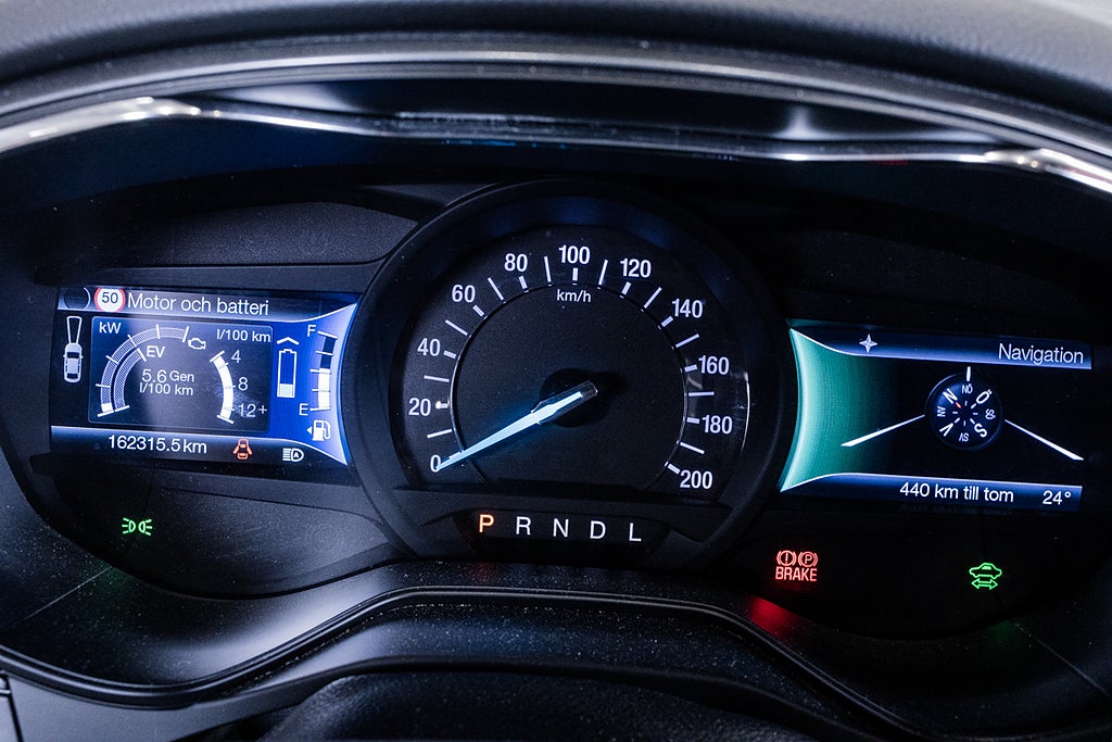 Ford Mondeo 2015 - miniatyr 25