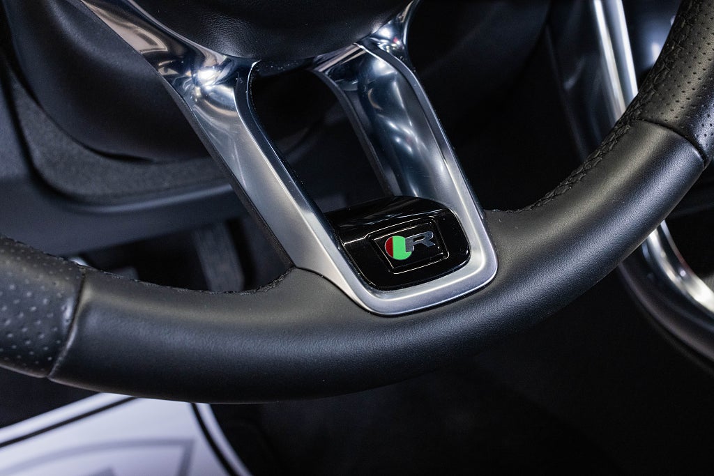 Jaguar XE 2020 - miniatyr 24