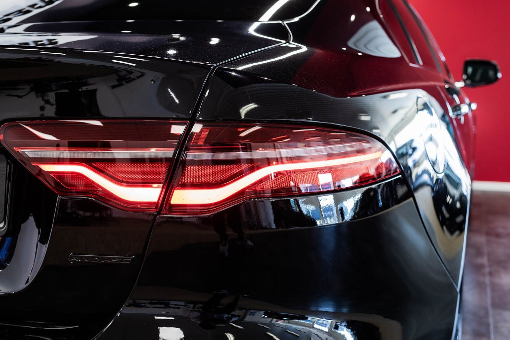 Jaguar XE 2020 - miniatyr 10