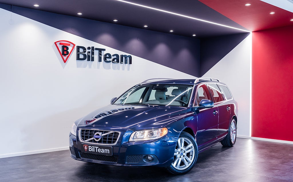 Volvo V70 2013 - miniatyr 2