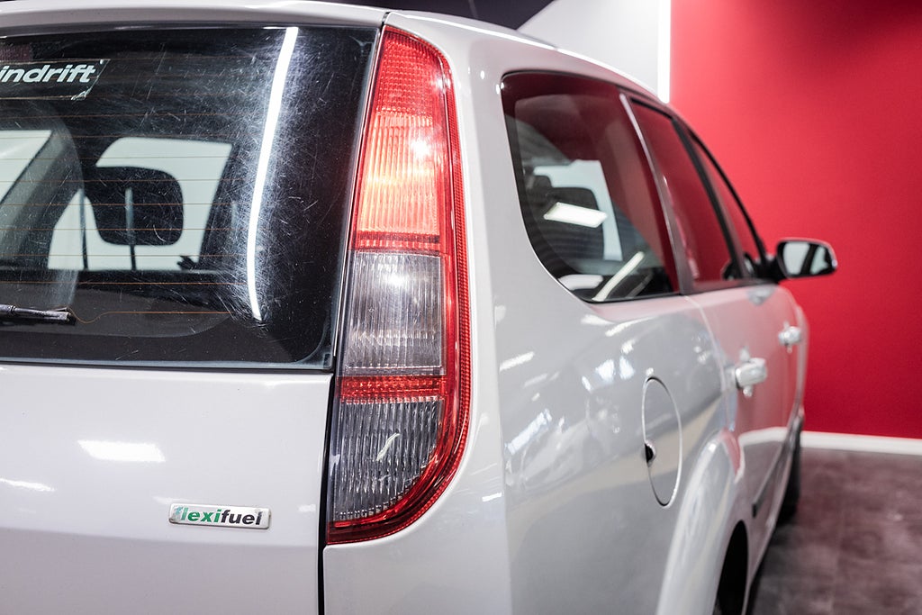 Ford Focus 2007 - miniatyr 9