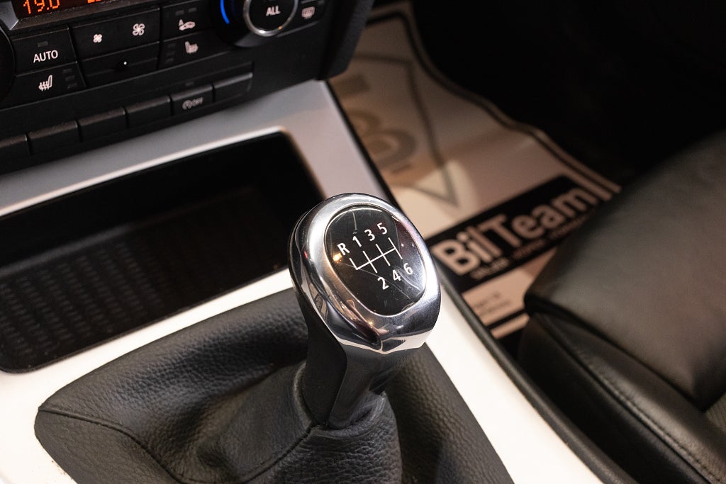 BMW 320I 2010 - miniatyr 21