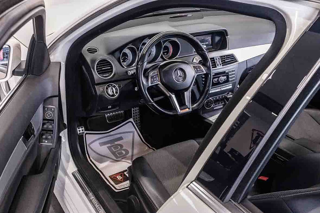 Mercedes-Benz C220 2013 - miniatyr 11