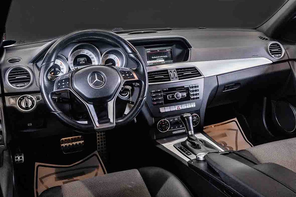 Mercedes-Benz C220 2013 - miniatyr 15