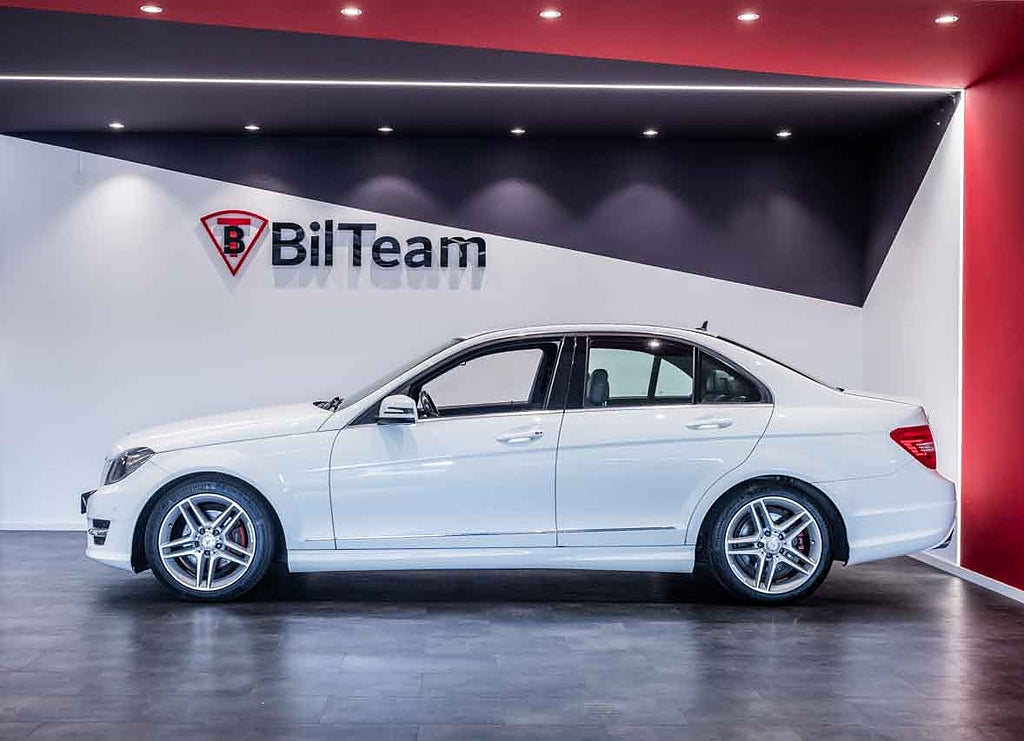 Mercedes-Benz C220 2013 - miniatyr 4