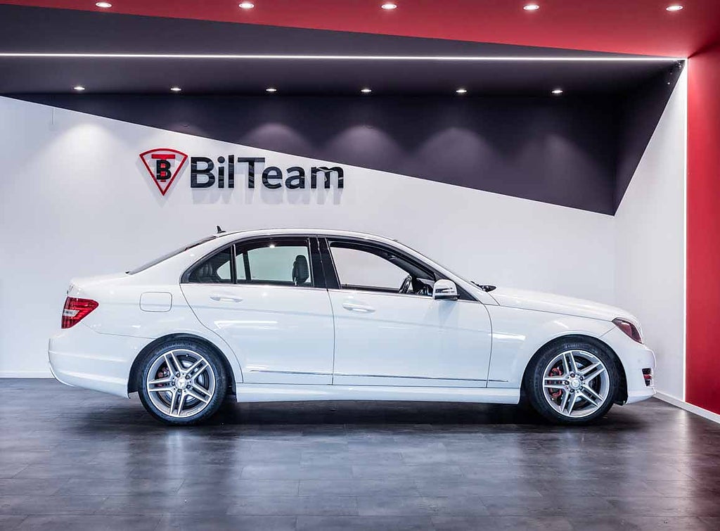 Mercedes-Benz C220 2013 - miniatyr 10