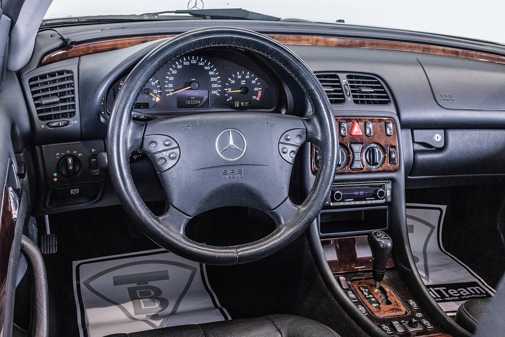 Mercedes-Benz CLK 2000 - miniatyr 18