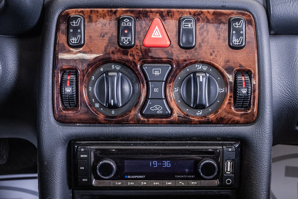 Mercedes-Benz CLK 2000 - miniatyr 20