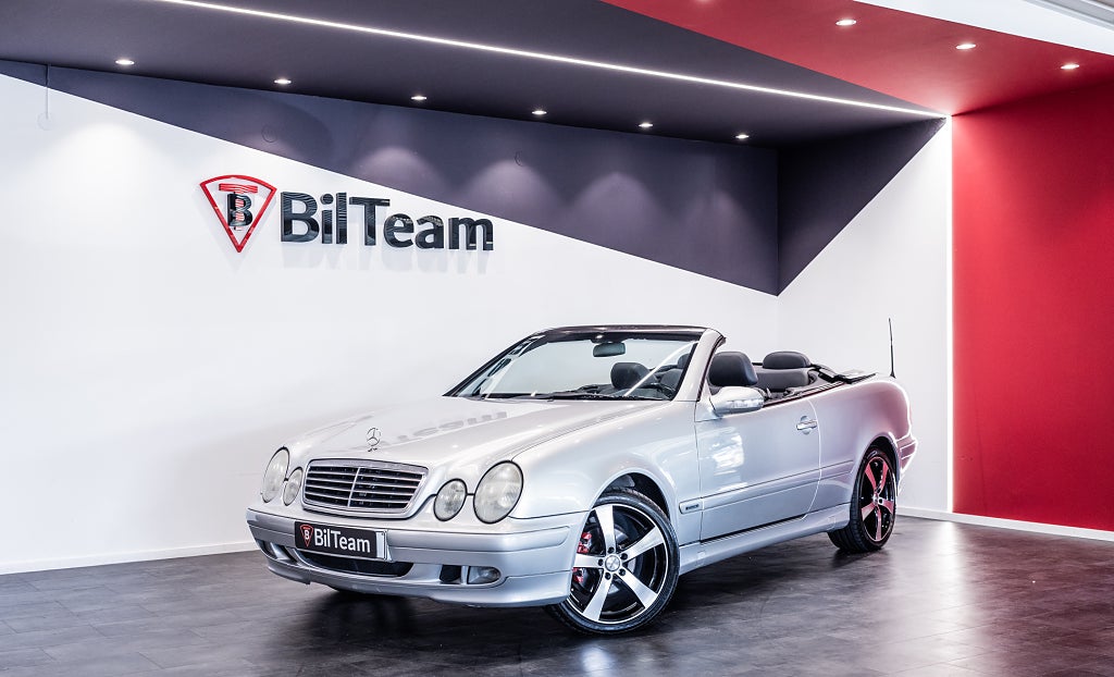 Mercedes-Benz CLK 2000 - miniatyr 4