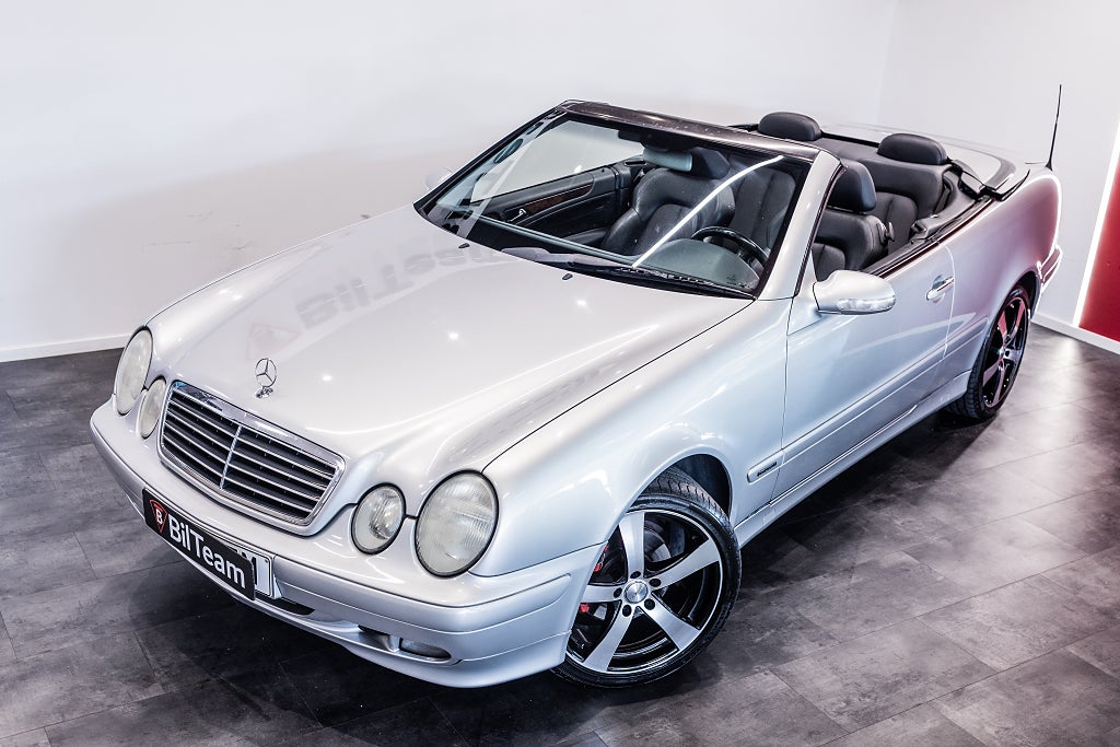 Mercedes-Benz CLK 2000 - miniatyr 5