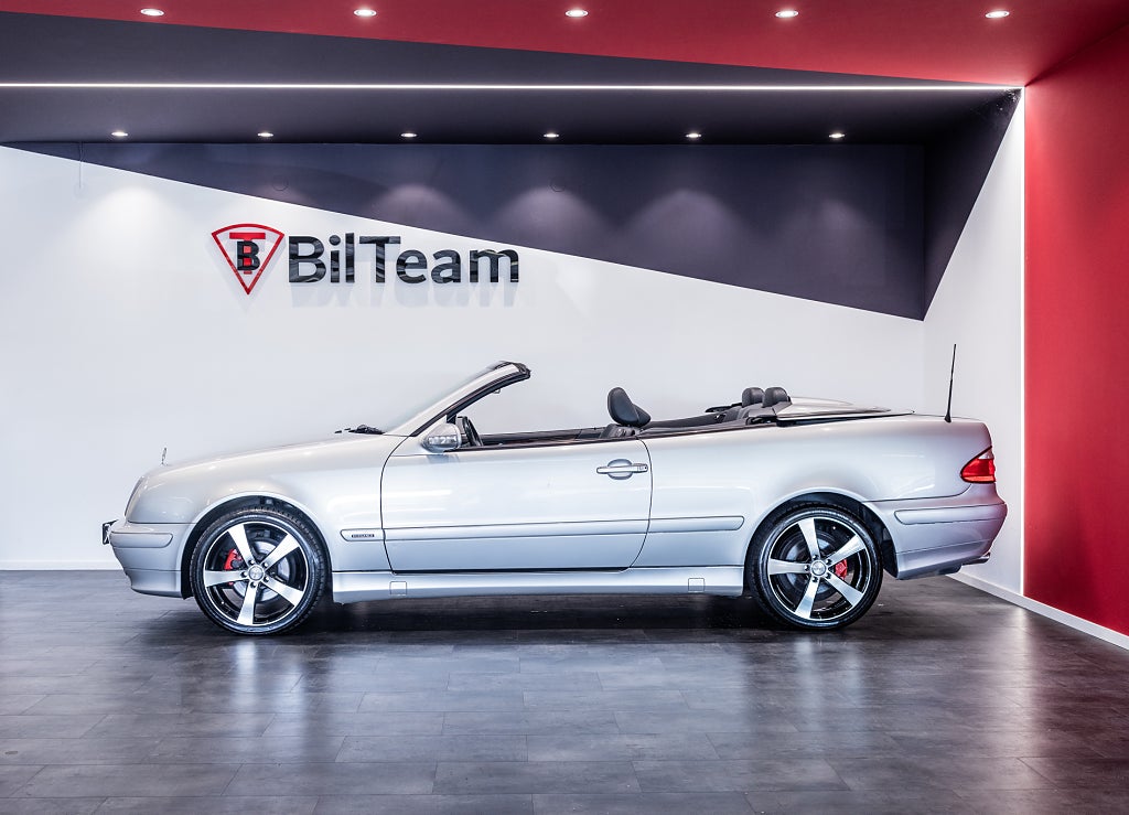 Mercedes-Benz CLK 2000 - miniatyr 6