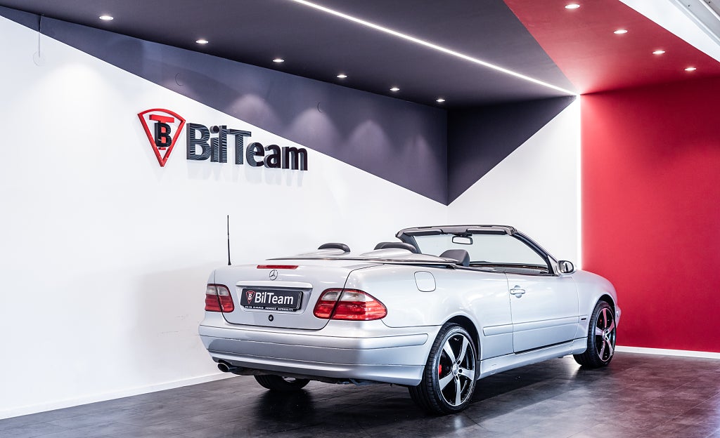 Mercedes-Benz CLK 2000 - miniatyr 7