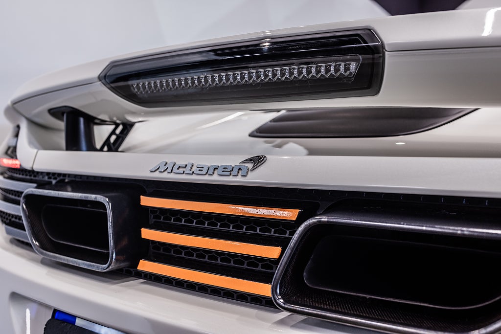 McLaren MP4-12C 2013 - miniatyr 13