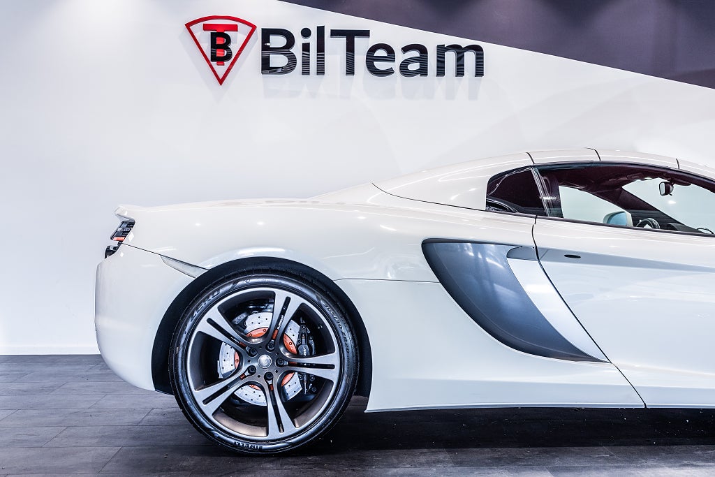 McLaren MP4-12C 2013 - miniatyr 14