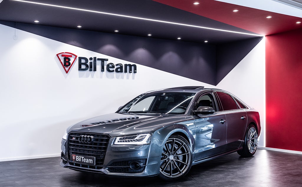 Audi A8 2017 - miniatyr 2