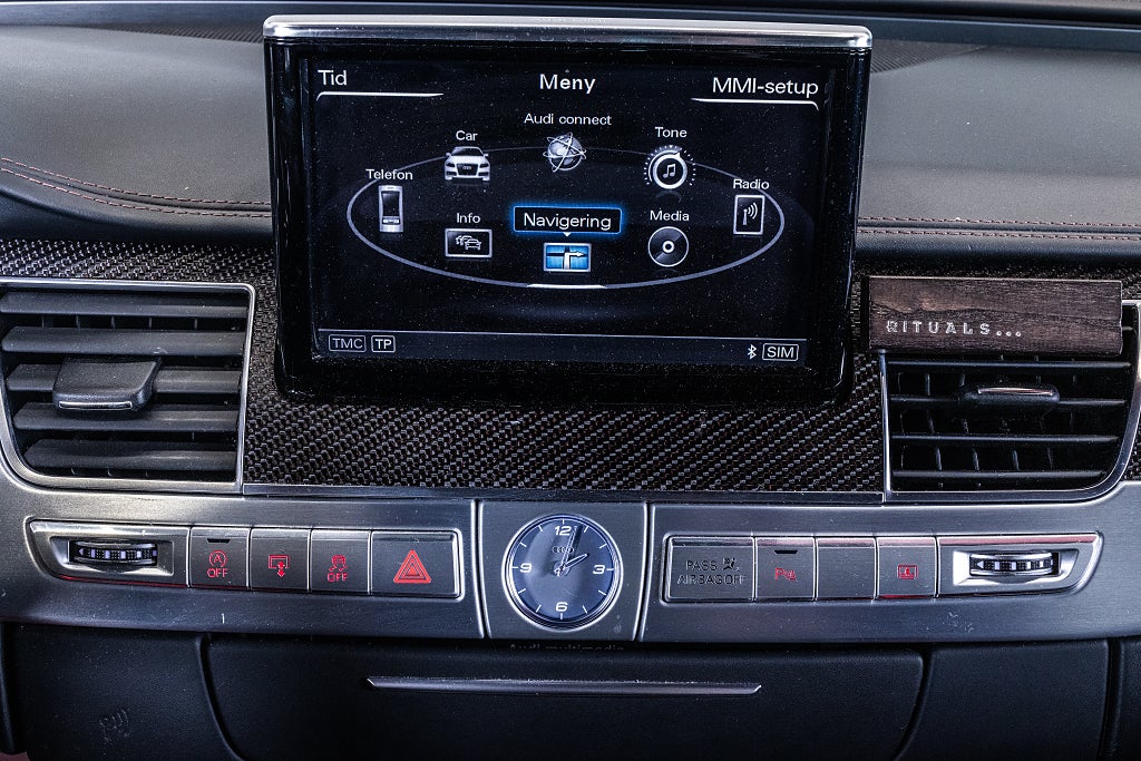 Audi A8 2017 - miniatyr 25