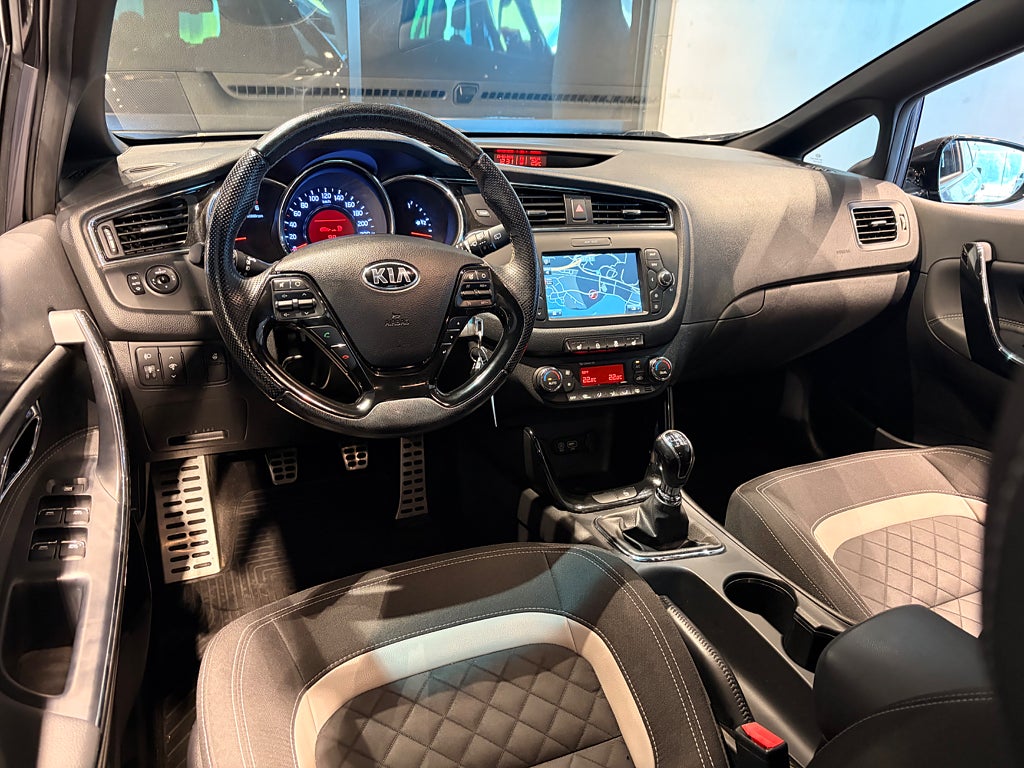 Kia Ceed 2016 - miniatyr 17