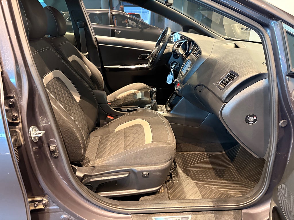 Kia Ceed 2016 - miniatyr 4