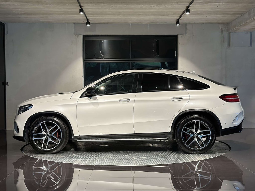 Mercedes-Benz GLE 2017 - miniatyr 6