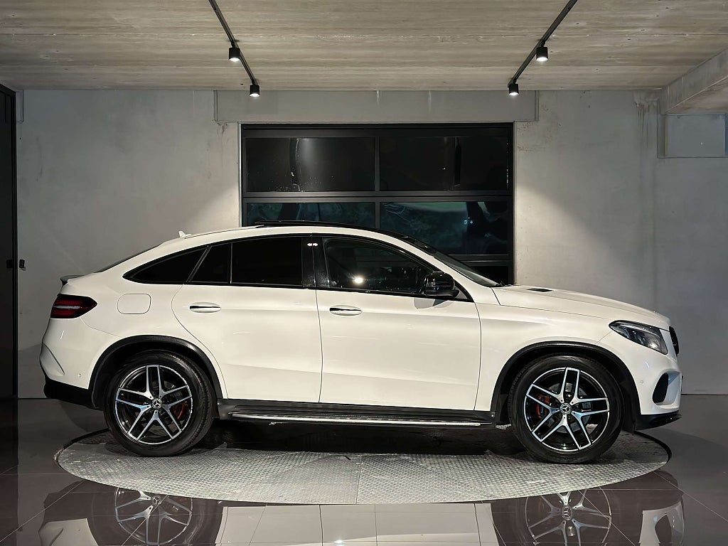 Mercedes-Benz GLE 2017 - miniatyr 9