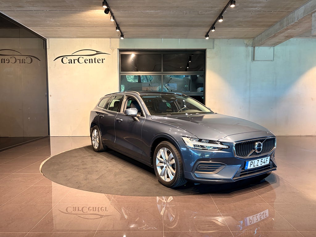 Volvo V60 2023 - miniatyr 2
