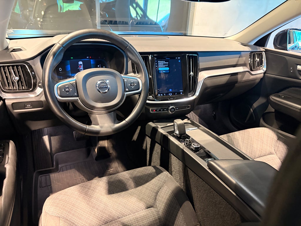 Volvo V60 2023 - miniatyr 17