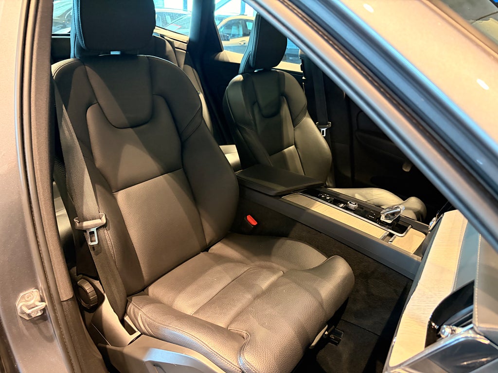 Volvo XC60 2021 - miniatyr 14