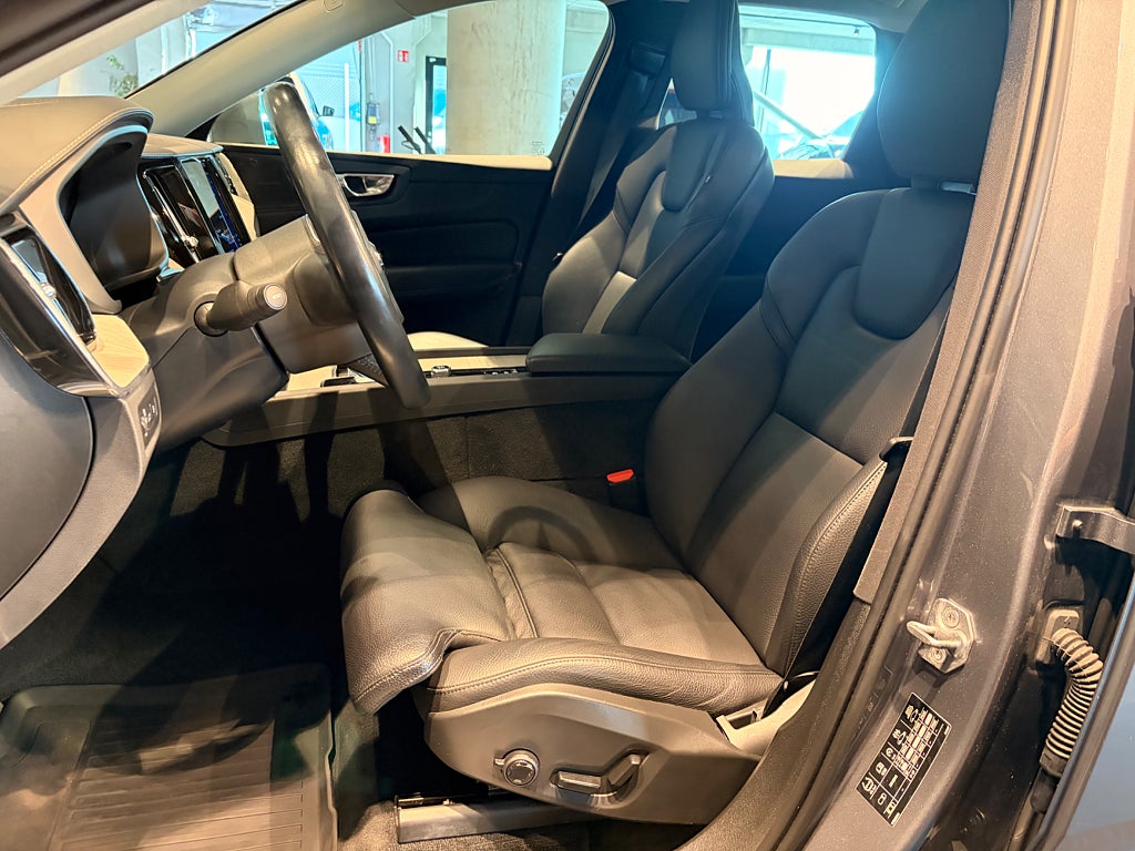Volvo XC60 2021 - miniatyr 22