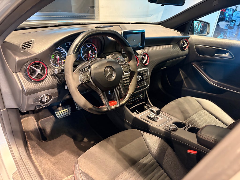Mercedes-Benz A45 2013 - miniatyr 20