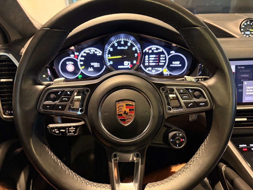Porsche Cayenne 2020 - miniatyr 25