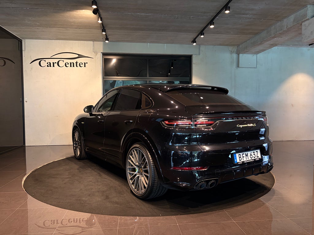 Porsche Cayenne 2020 - miniatyr 7