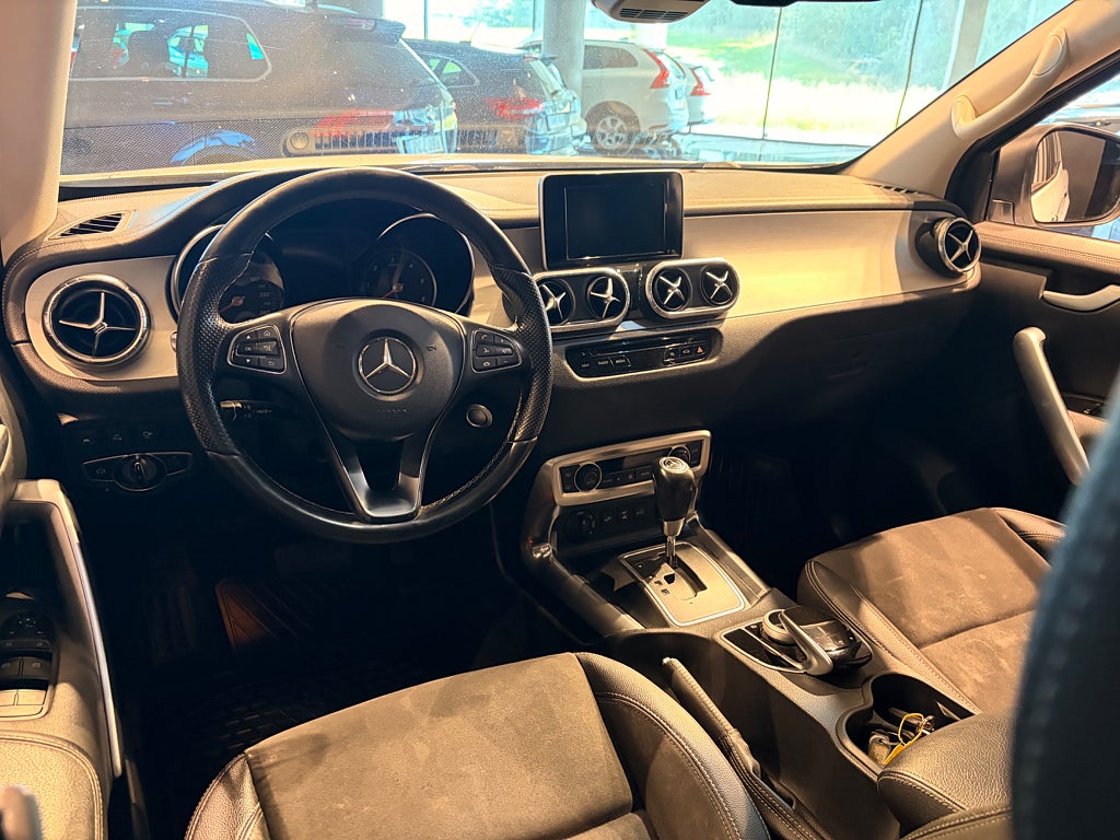 Mercedes-Benz X 250 2018 - miniatyr 14
